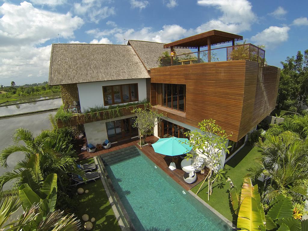 Ombak Villa Cemagi Tanah Lot  Room photo