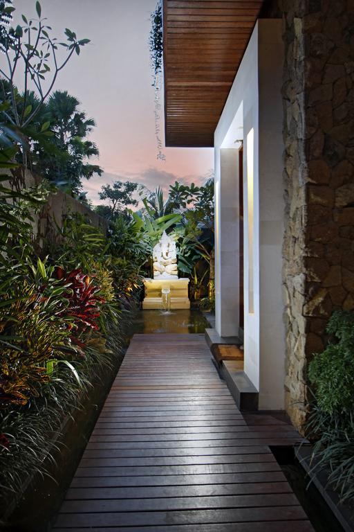 Ombak Villa Cemagi Tanah Lot  Exterior photo